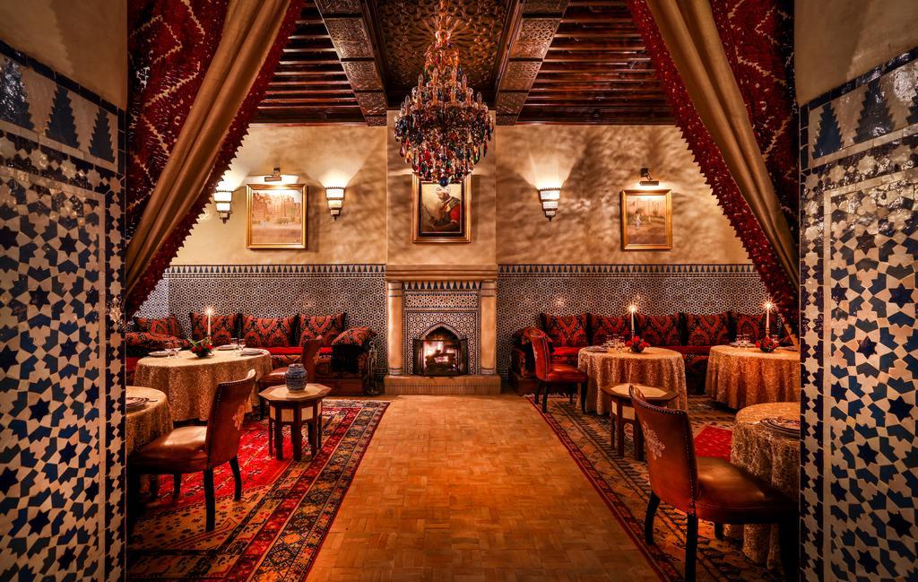 Riad Kniza Marrakesh Exterior foto Interior of the restaurant
