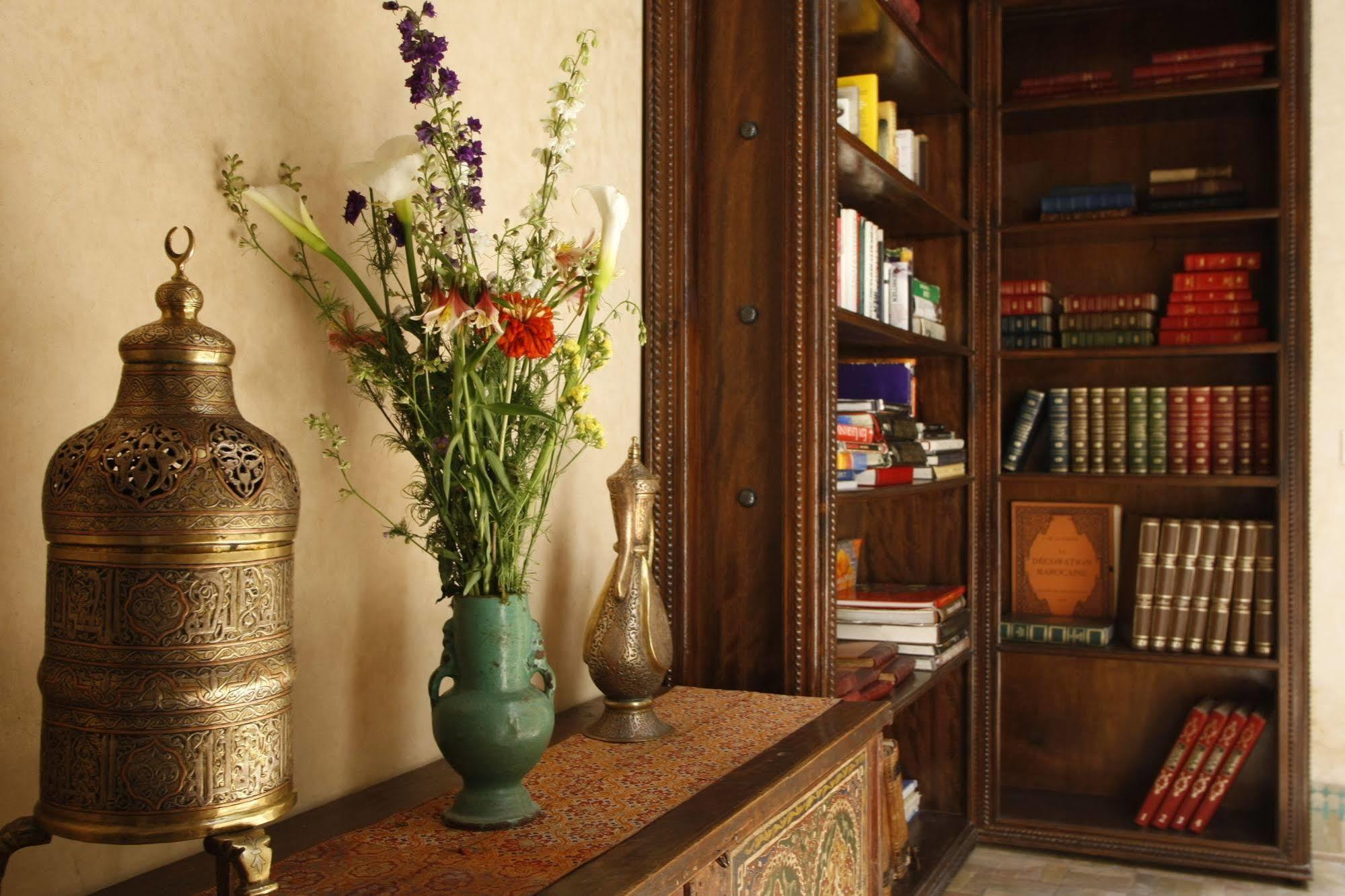 Riad Kniza Marrakesh Exterior foto Library