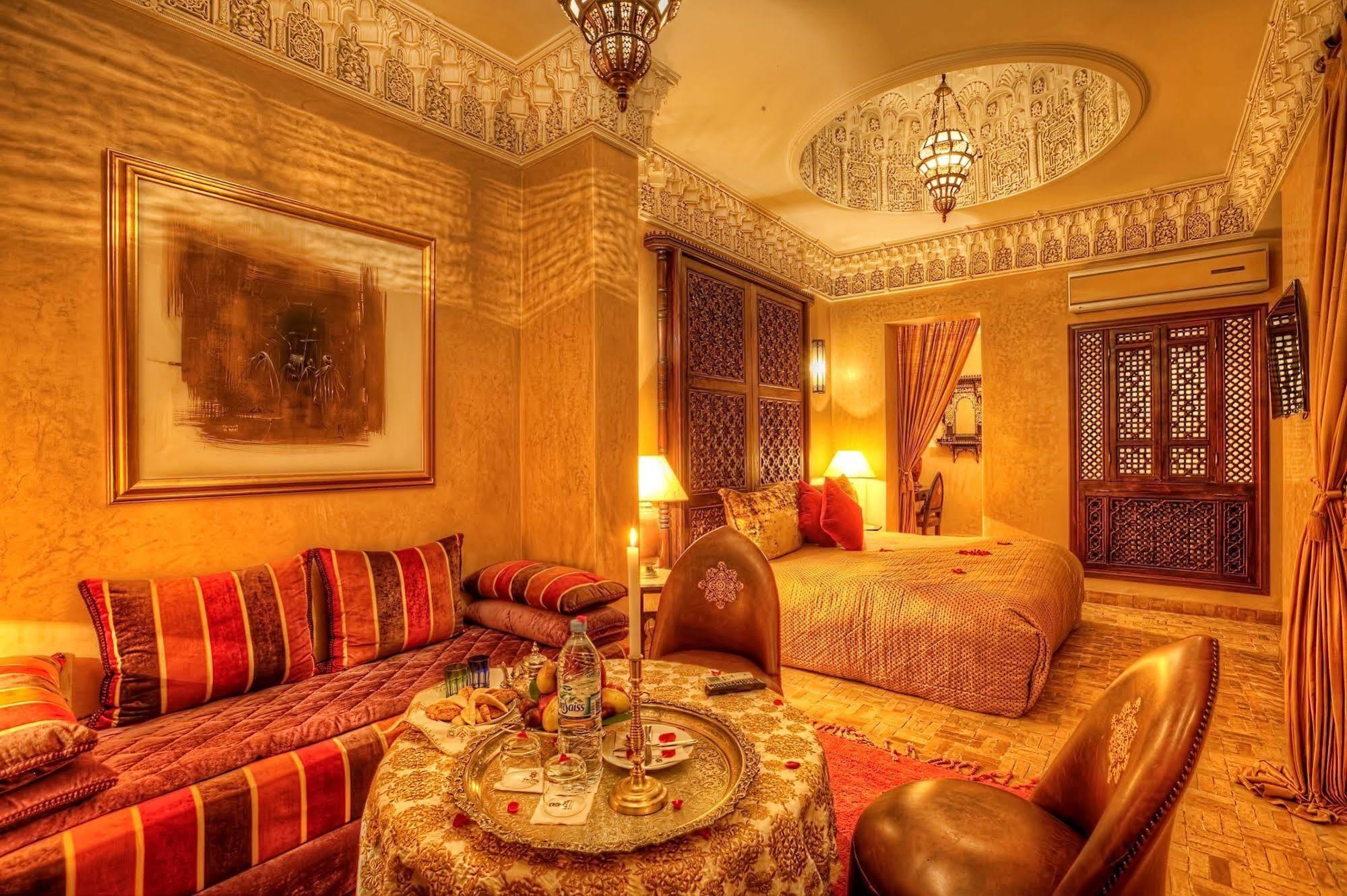 Riad Kniza Marrakesh Exterior foto Suite at the Hotel